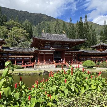 Grand Tours Around Island - The Temple - Tours Near Me - Honolulu, Hawaii Grand Tours Around Island - The Temple - Tours Near Me - Honolulu, Hawaii
