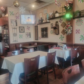 Antonino's - Italian Near Me - Manhasset, New York