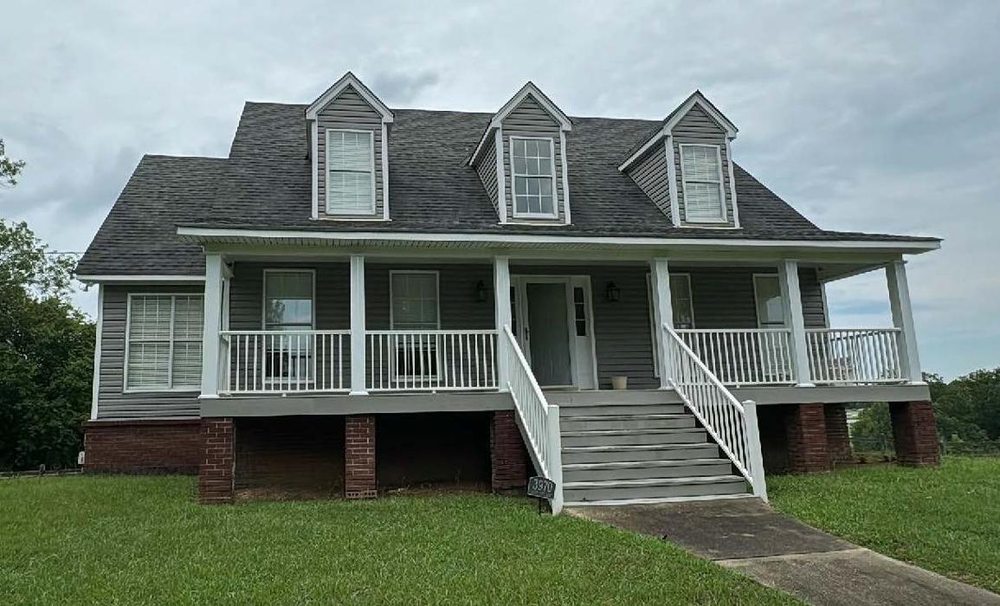 Slide of HHM Roofing & Construction