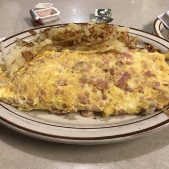 Ray's Diner - Ham and cheese omelette - Diners Near Me - Elgin, Illinois