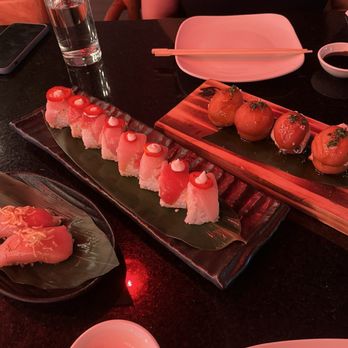 Pubbelly Sushi - Lobster & Crab Donuts Crispy Yellowtail Nigiris White Hot Roll - Sushi Bars Near Me - West Palm Beach, Florida Pubbelly Sushi - Lobster & Crab Donuts Crispy Yellowtail Nigiris White Hot Roll - Sushi Bars Near Me - West Palm Beach, Florida