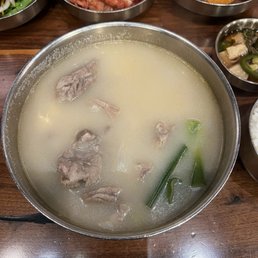 Beef Short Rib Sullungtang with Glass Noodle Beef Short Rib Sullungtang with Glass Noodle