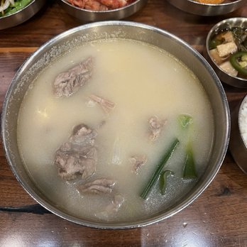 Yuk Dae Jang - Irvine - Beef Short Rib Sullungtang with Glass Noodle - Korean Near Me - Irvine, California Yuk Dae Jang - Irvine - Beef Short Rib Sullungtang with Glass Noodle - Korean Near Me - Irvine, California
