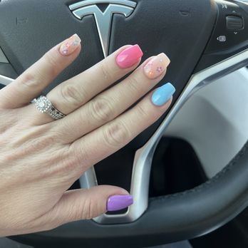 Glitz Nail Lounge - Nail Salons Near Me - Henderson, Nevada