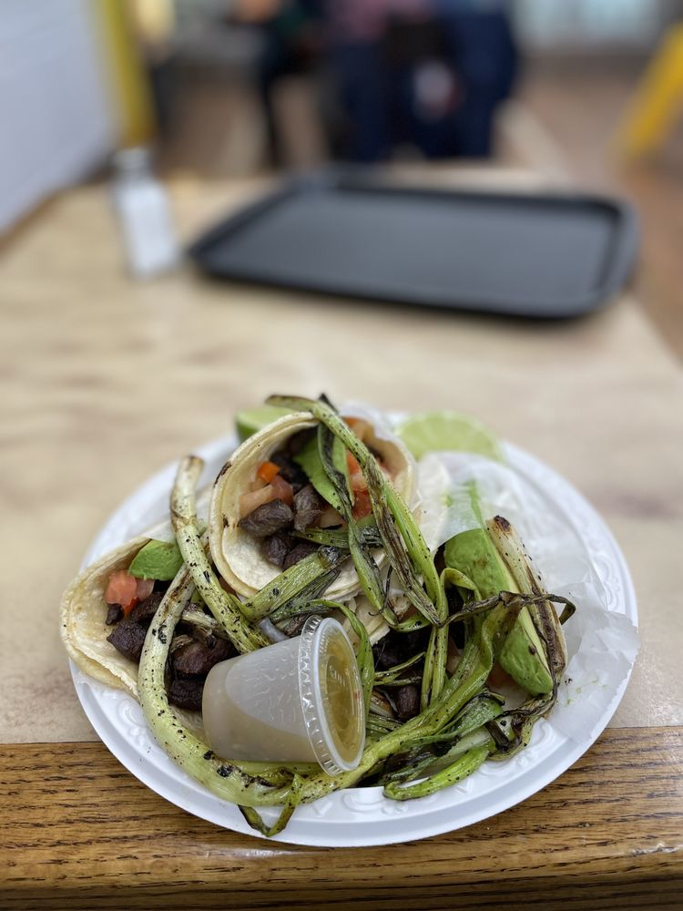 YESSENIA’S DELI Updated August 2024 32 Photos 208 Broadway