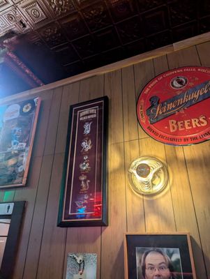 Howard's Bar by null