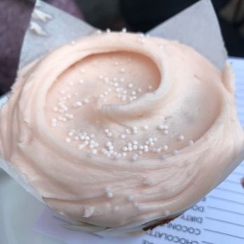 Baked & Wired - Strawberry cupcake - Bakeries Near Me - Washington, DC, District of Columbia