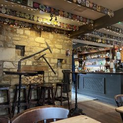 Kings Arms Hotel - Inside the pub
