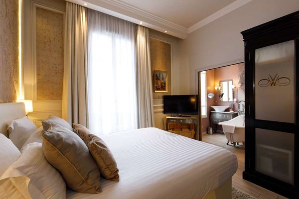 Hotel & Spa Le Grand Monarque Chartres by null