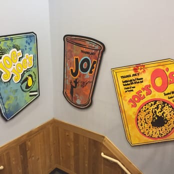 Trader Joe's - Hallway coming up the stairway. - Grocery Near Me - Washington, DC, District of Columbia