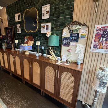Authentic Books - Bookstores Near Me - Orlando, Florida Authentic Books - Bookstores Near Me - Orlando, Florida