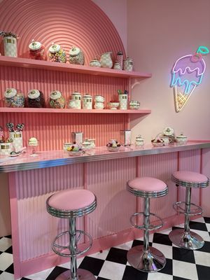 MacKenzie-Childs SoHo by null
