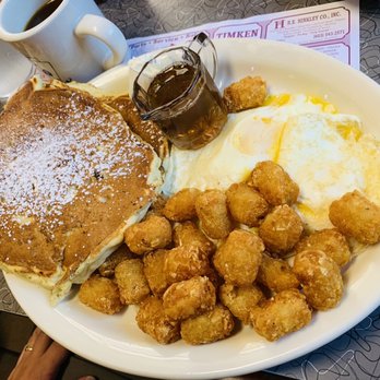 Four Aces Diner - Eggs and pancakes - Diners Near Me - West Lebanon, New Hampshire Four Aces Diner - Eggs and pancakes - Diners Near Me - West Lebanon, New Hampshire