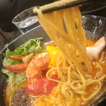 Konjiki Ramen - the ramen noodles are different i think for ths dish (but i could be wrong) as if they were more eggy 2 suit the broth or its my imagination - Ramen Near Me - Toronto, Ontario