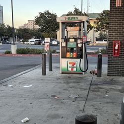 7-Eleven