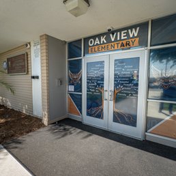 Exterior outside entrance of Oak View School - Front of the school - Huntington Beach, California Exterior outside entrance of Oak View School - Front of the school - Huntington Beach, California