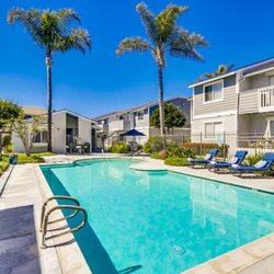 Newport Seacrest Apartments - Heated Pool