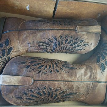 Cavender's Boot City - Boot that was puchases - Men's Clothing Near Me - Austin, Texas Cavender's Boot City - Boot that was puchases - Men's Clothing Near Me - Austin, Texas