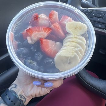 Bowlology - Berry good açaí bowl - Juice Bars & Smoothies Near Me - Las Vegas, Nevada Bowlology - Berry good açaí bowl - Juice Bars & Smoothies Near Me - Las Vegas, Nevada