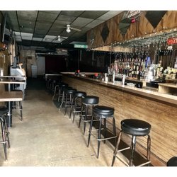 Very Quiet Sunday Morning @ Zakopane Dive Bar. 1734 W Division St, Chicago, IL 60622. In Old times this place was full of Life! Sad :\