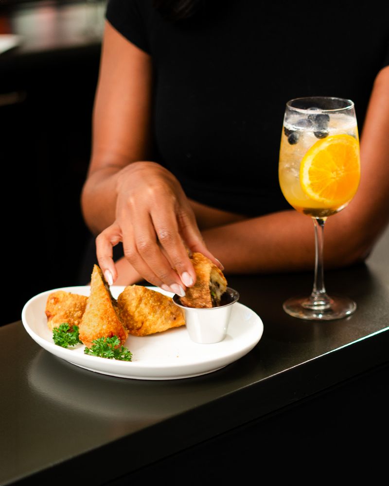 KANVAS SPORTS + SOCIAL Updated November 2024 88 Photos & 52 Reviews