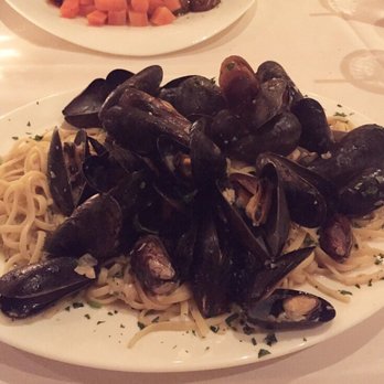 Sage Restaurant - Mussels bianco. Amazing every time. - New American Near Me - Fair Lawn, New Jersey