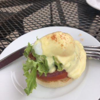 Waterside - Veggie eggs Benedict (not good) - New American Near Me - Oxnard, California Waterside - Veggie eggs Benedict (not good) - New American Near Me - Oxnard, California