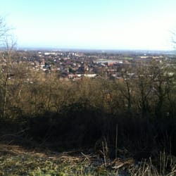 Wrens Nest Nature Reserve - You can see for miles from up here