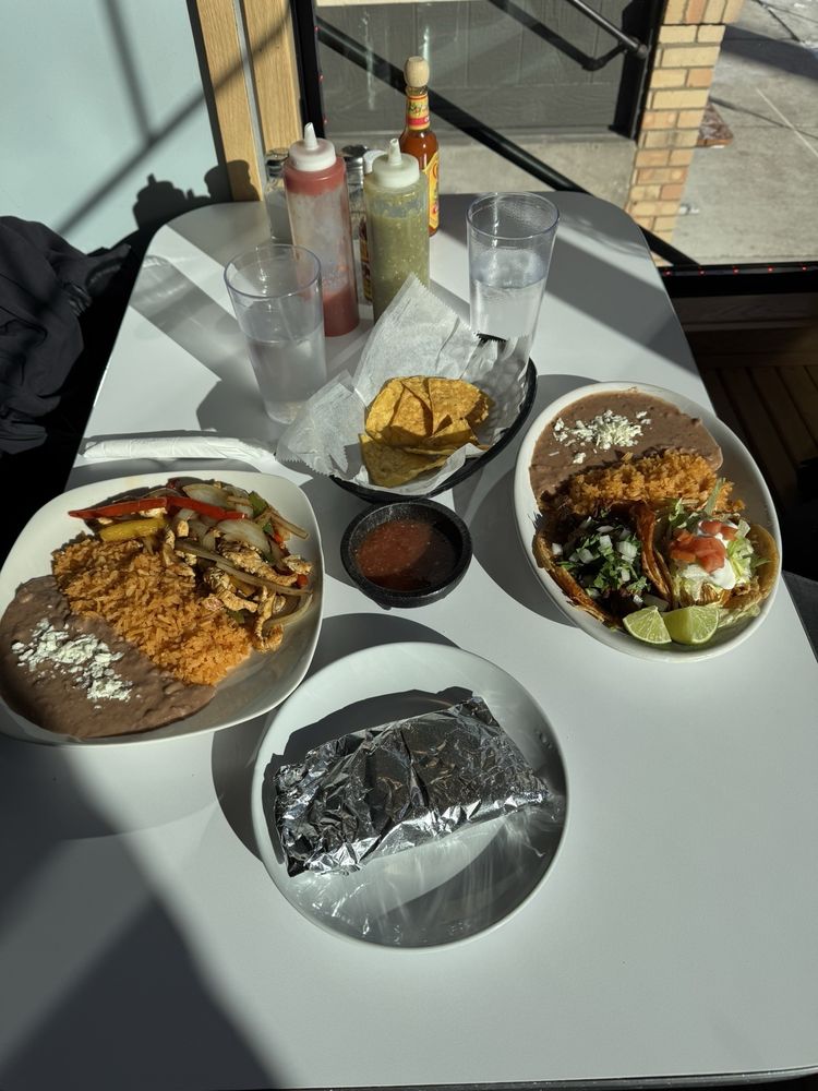 Mi Barrio Authentic Mexican Food