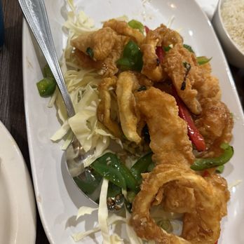 Cozy Thai Cuisine - Trio Crispy Garlic - Thai Near Me - West Covina, California