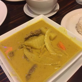 Iron Pan Thai Kitchen - Beef Yellow Curry - Thai Near Me - Poway, California