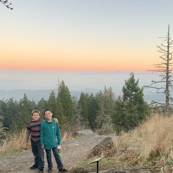 Spencer Butte - View - Hiking Near Me - Eugene, Oregon