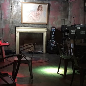 Lil Indies - Live music stage (?) - Pubs Near Me - Orlando, Florida