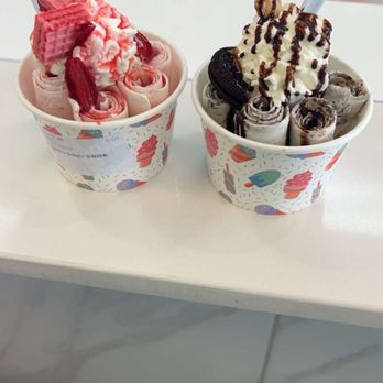 Fresh Rolls - Fresh rolls of ice cream. Strawberry delight and Cookie Monster rolls - Bubble Tea Near Me - Fayetteville, North Carolina