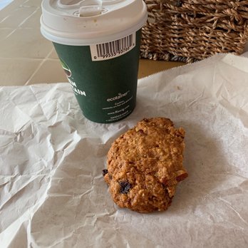 Coffee N Cream - A nice rich cup of coffee and a homemade oatmeal cookie! It's a small mom and pop corner cafe in a small town of Micanopy FL =$4.00 - Ice Cream & Frozen Yogurt Near Me - Micanopy, Florida