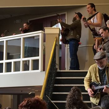Virginia Repertory Theatre - Pre-show jam: cast of Once - Performing Arts Near Me - Richmond, Virginia Virginia Repertory Theatre - Pre-show jam: cast of Once - Performing Arts Near Me - Richmond, Virginia