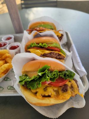 Shake Shack Del Mar by null