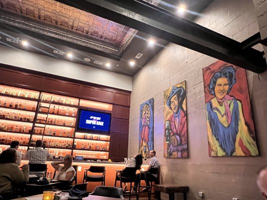 34 Chophouse & Doc's Lounge by null