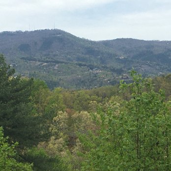 Little Valley Mountain Resort - Cabin overlook - Resorts Near Me - Sevierville, Tennessee