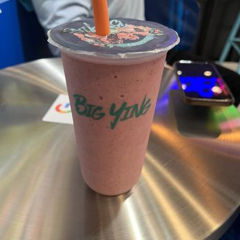 Big Ying Yogurt - Rose Berry Bliss - Ice Cream & Frozen Yogurt Near Me - Chicago, Illinois