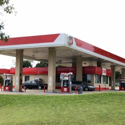 Phillips 66 - Building Exterior