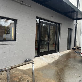 Properties Castellón 76 - Commercial entrance for your business doors and windows standard and custom dimensions - Door Sales/Installation Near Me Properties Castellón 76 - Commercial entrance for your business doors and windows standard and custom dimensions - Door Sales/Installation Near Me