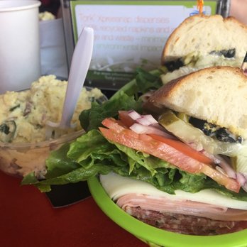 Luigi's Deli - Wonderful little deli - Delis Near Me - Martinez, California