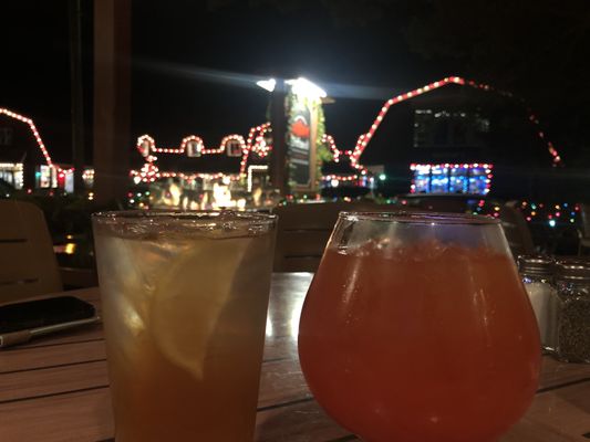 Driftwood Restaurant & Lounge by null