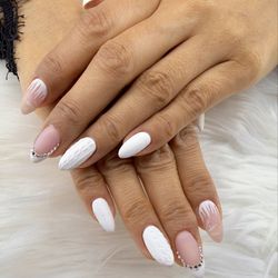 Red Polish Nail Lounge