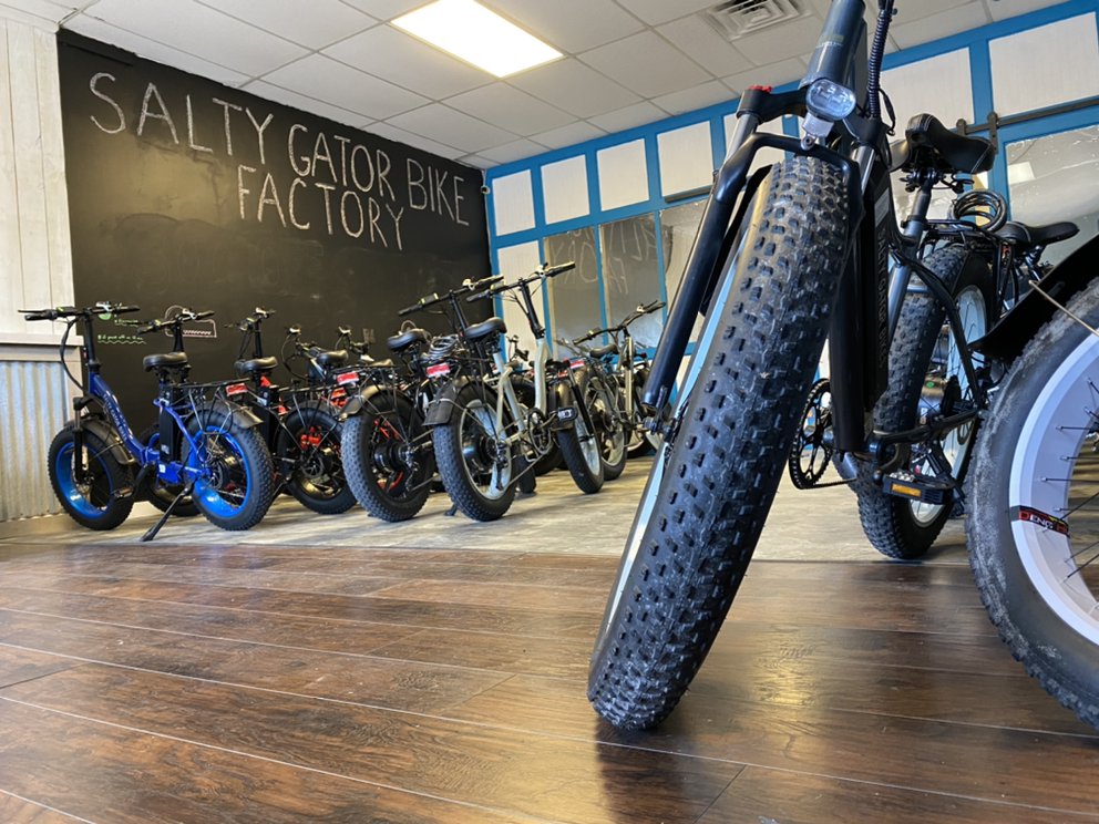 Salty Gator Bike Factory Logo