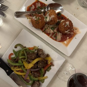 Vittoria - Sausage and Peppers, Arancini di Risotto - Italian Near Me - Powell, Ohio Vittoria - Sausage and Peppers, Arancini di Risotto - Italian Near Me - Powell, Ohio