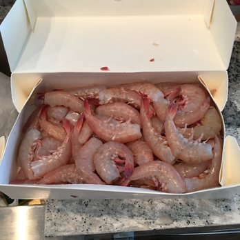 Versaggi Shrimp - Fresh Shrimp 6-8 per lb - Seafood Markets Near Me - Tampa, Florida