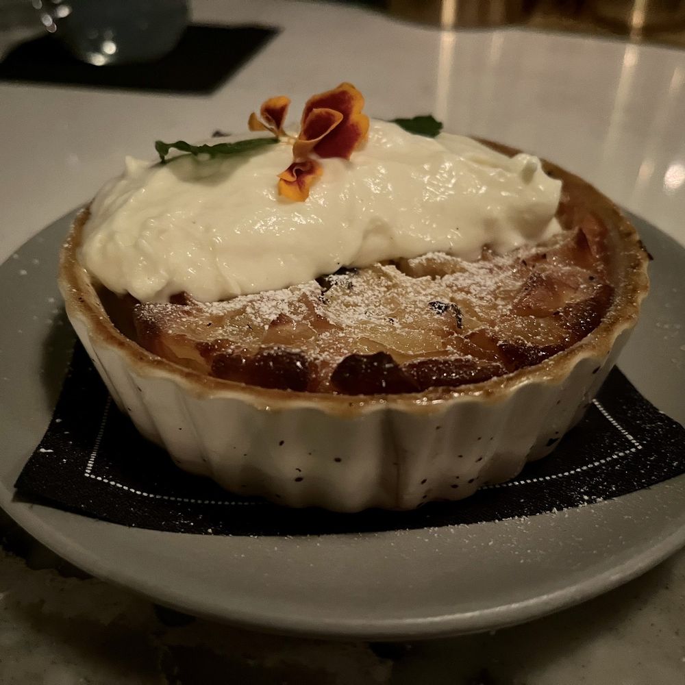 Common Thread Savannah - Apple tart - New American Near Me - Savannah, Georgia Common Thread Savannah - Apple tart - New American Near Me - Savannah, Georgia