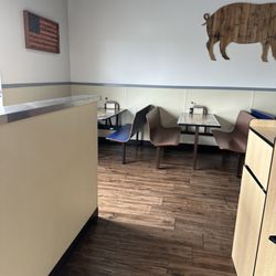 Johnny's Sub Shop - Dining area